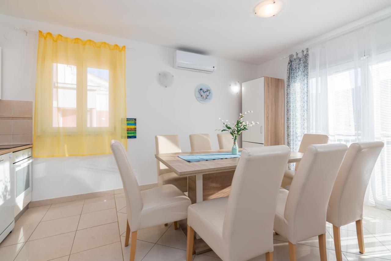 Apartment Mimoza 5, Baska, Krk Bagian luar foto