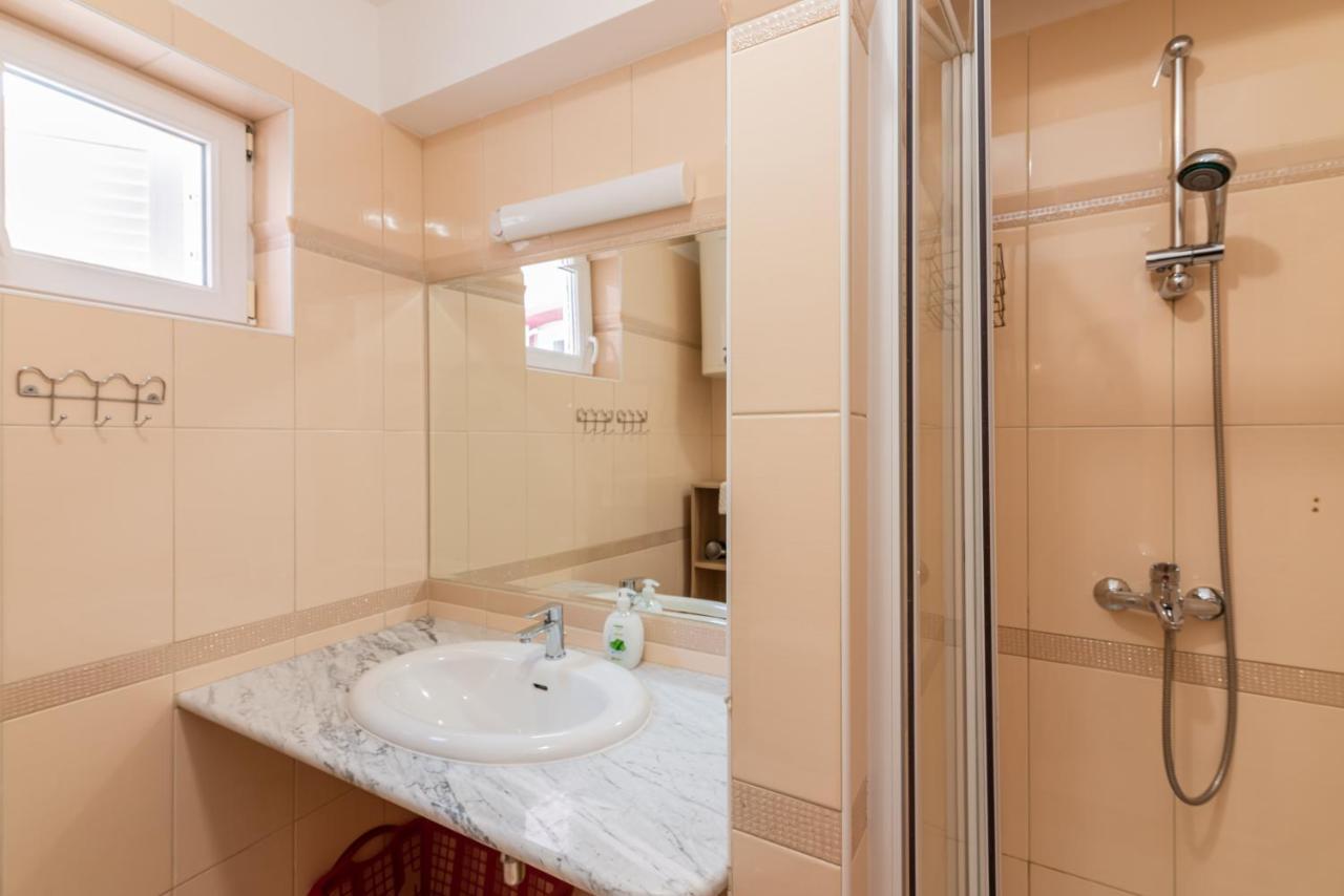 Apartment Mimoza 5, Baska, Krk Bagian luar foto