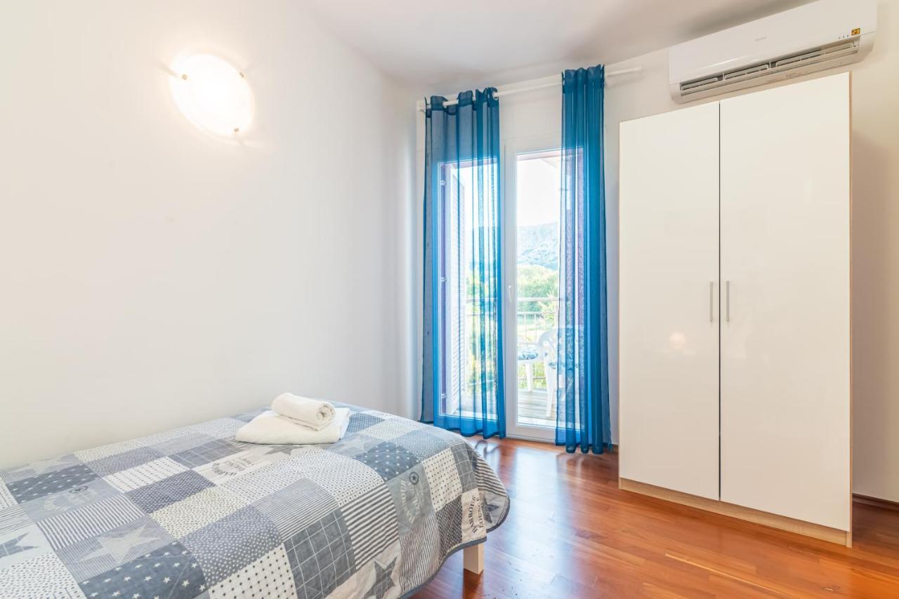 Apartment Mimoza 5, Baska, Krk Bagian luar foto