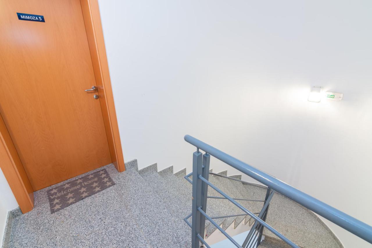 Apartment Mimoza 5, Baska, Krk Bagian luar foto