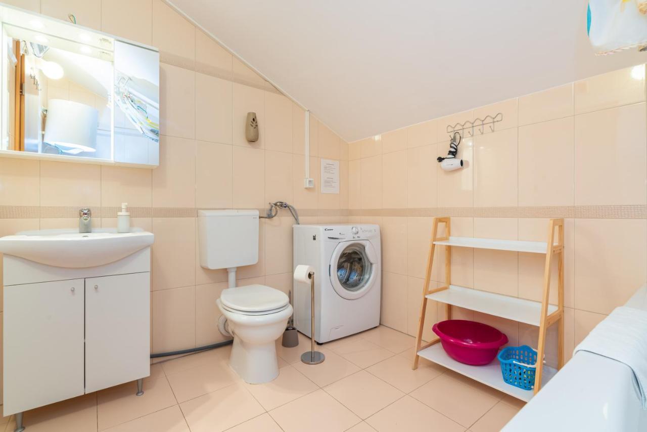 Apartment Mimoza 5, Baska, Krk Bagian luar foto
