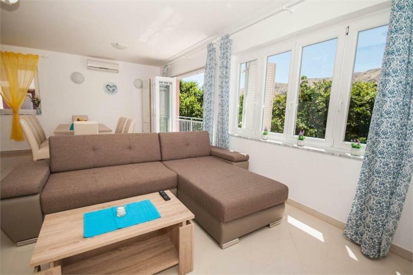 Apartment Mimoza 5, Baska, Krk Bagian luar foto