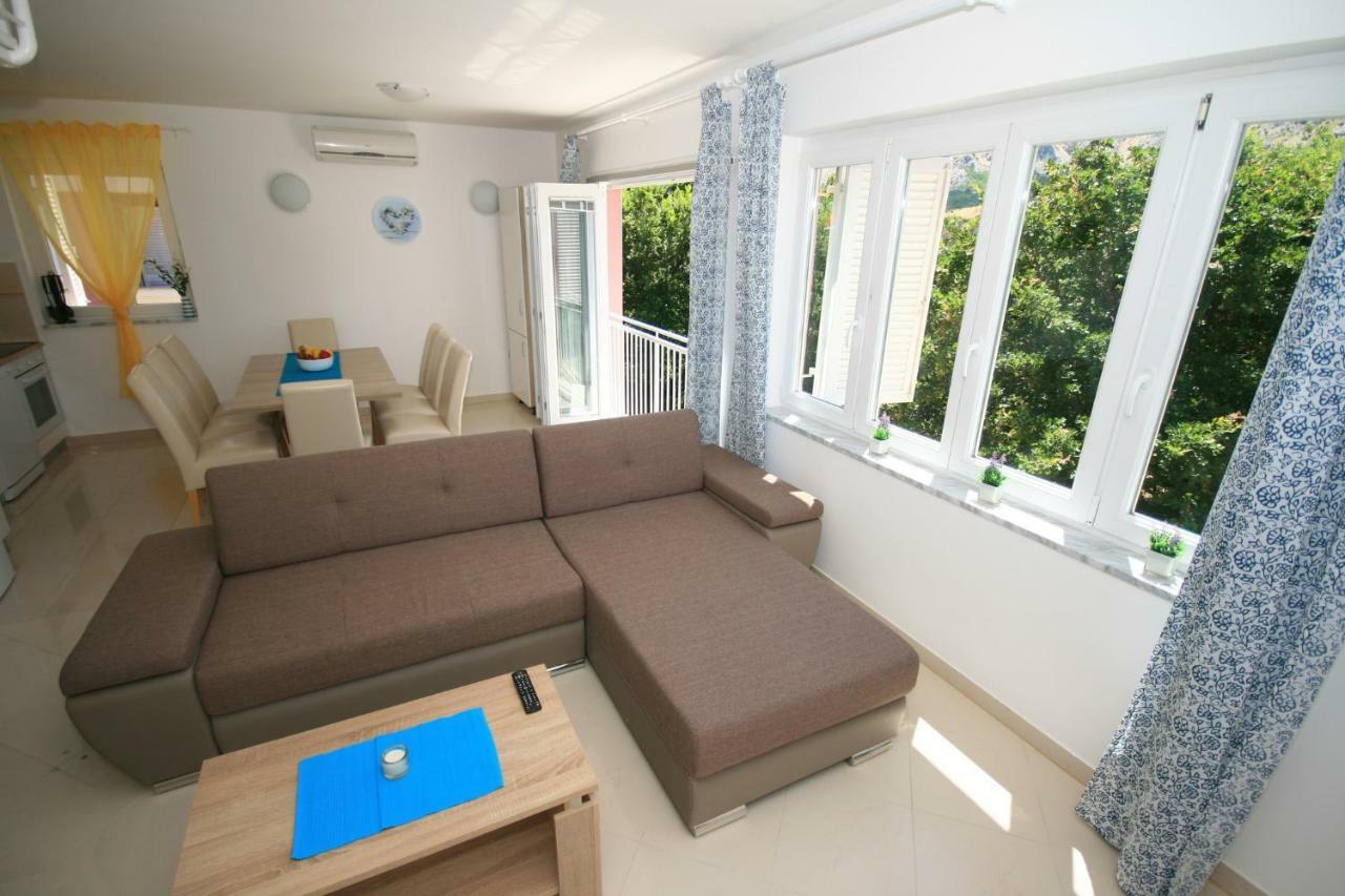 Apartment Mimoza 5, Baska, Krk Bagian luar foto